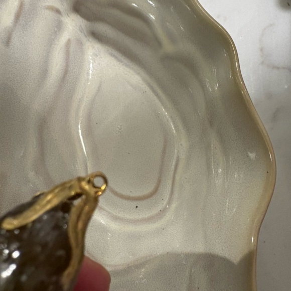 HAIDA GWAII AGATE PENDANT - Picture 4 of 6